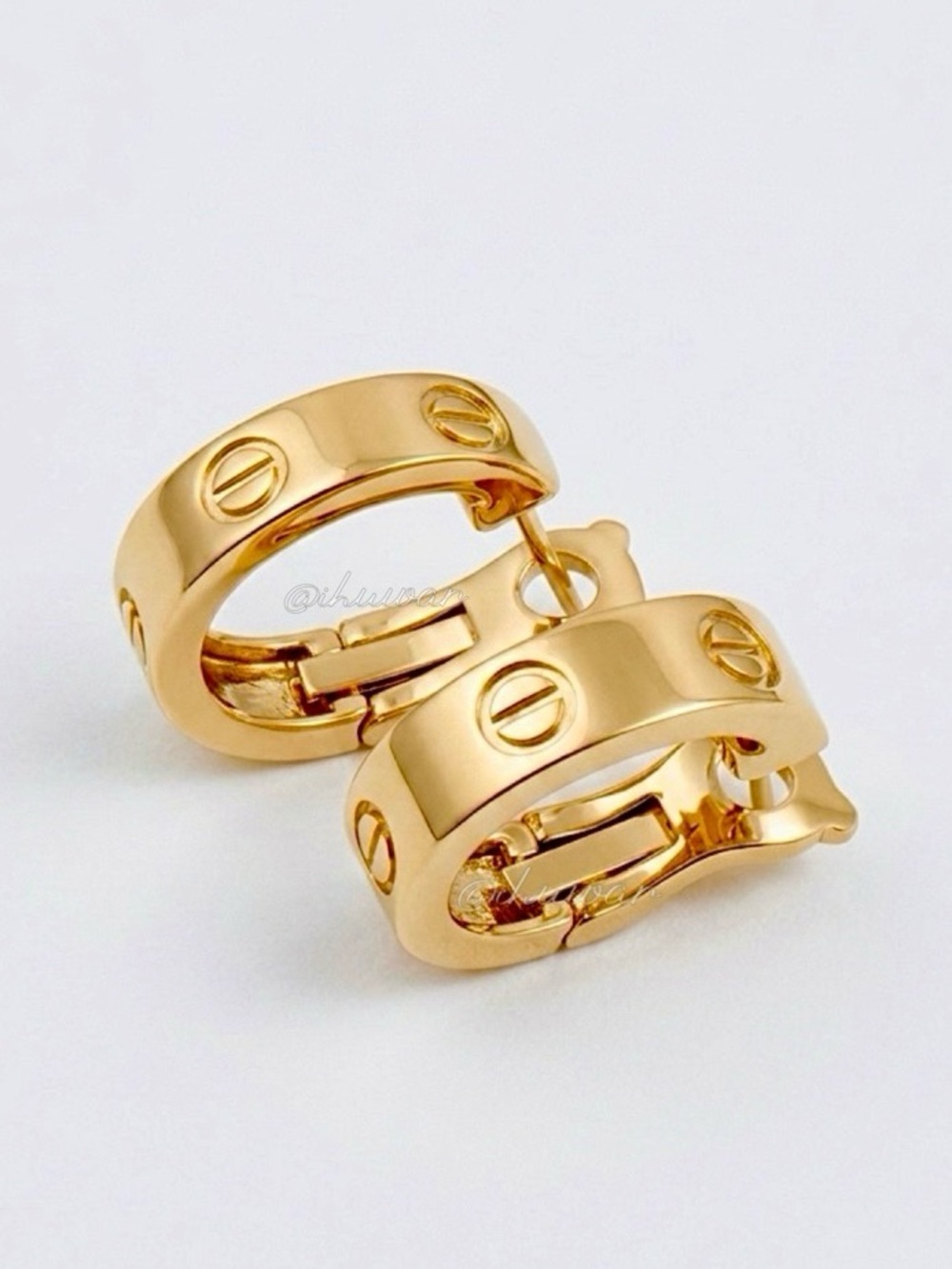 New 14K Gold Plated Screw Motif Huggie Hoop Earrings Minimalist Luxury